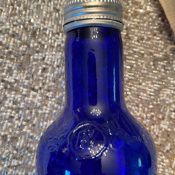Vintage Ferolito Vultaggio & Sons Cobalt Blue Glass Bottle 20 Ounces 9" Tall - Picture 4 of 6